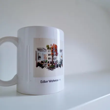 Edler Wohnraum Luxus-apartment Mit Designer-bad, Boxspringbett, Bosch-kaffeevollautomat, Carport & Wlan 542 Mbps