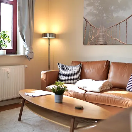 Apartment Edler Wohnraum Noble Stadtoase Mit Boxspringbett, Kaffeevollautomat & Parkplatz *